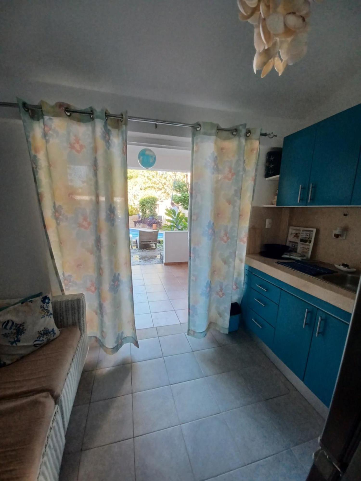 Dona Mayra Aparta Hotel Las Terrenas Chambre photo